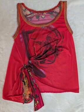 Save The Queen Red Sleeveless Graphic Knot-Front Top